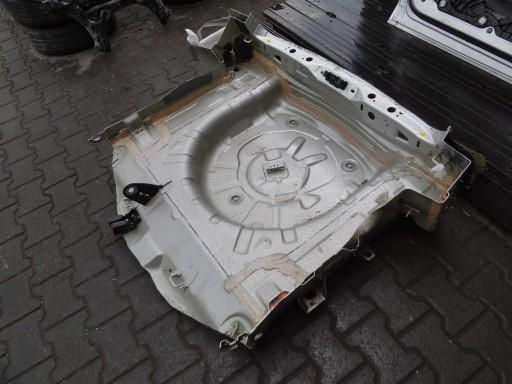 FORD FOCUS MK4 2018 HB ЗАДНІЙ РЕМЕНЬ З ПІДЛОГОЮ ЗАДНЯ СТІНКА ОРИГІНАЛ