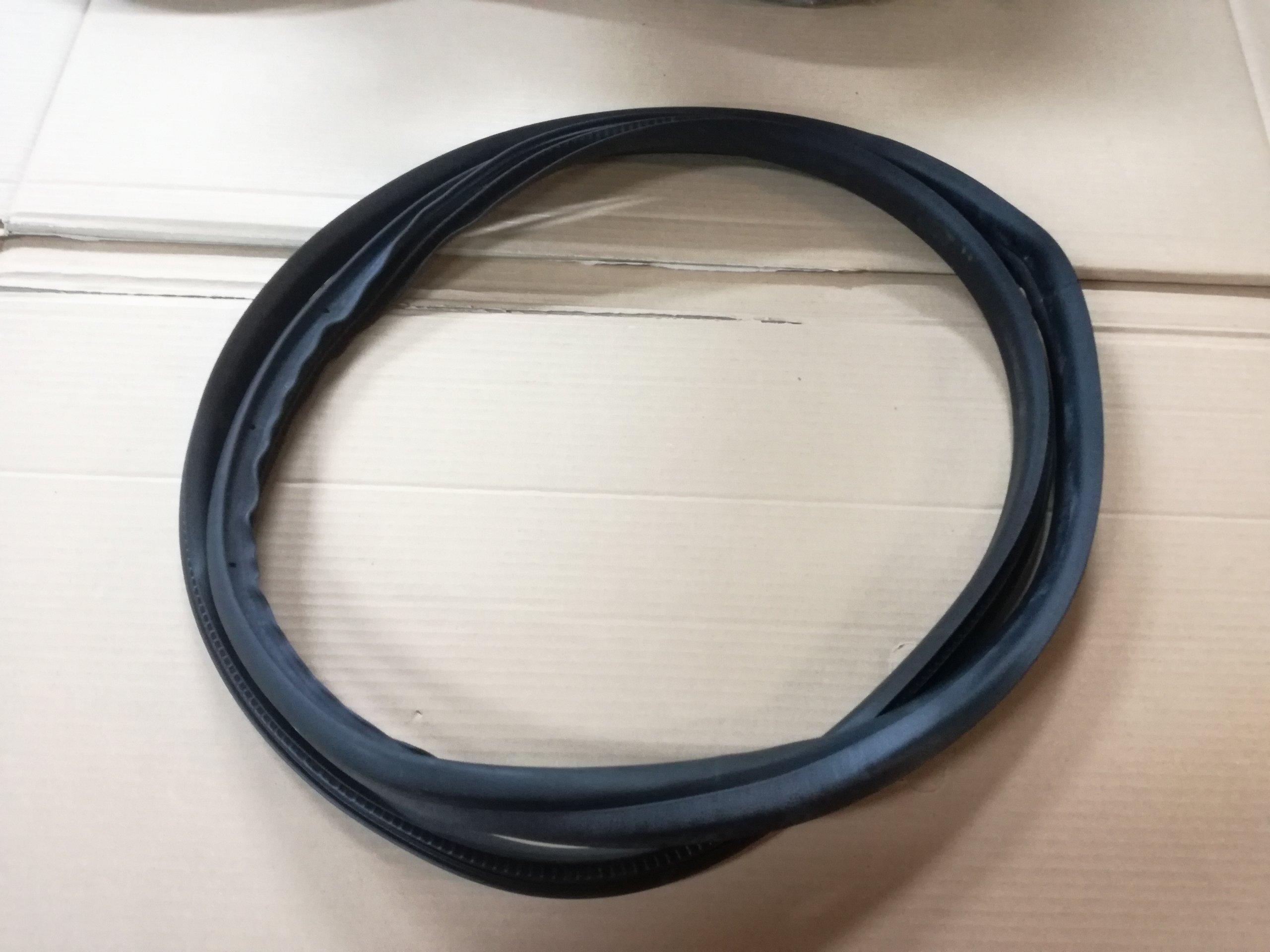 FORD KA PLUS ПРОКЛАДКА КУЗОВА ЛЕВАЯ ЗАДНЯЯ