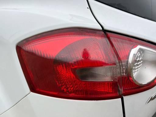 Лампа Ford Kuga MK1 у лівій задній частині Fender Задня Європа 08-12R