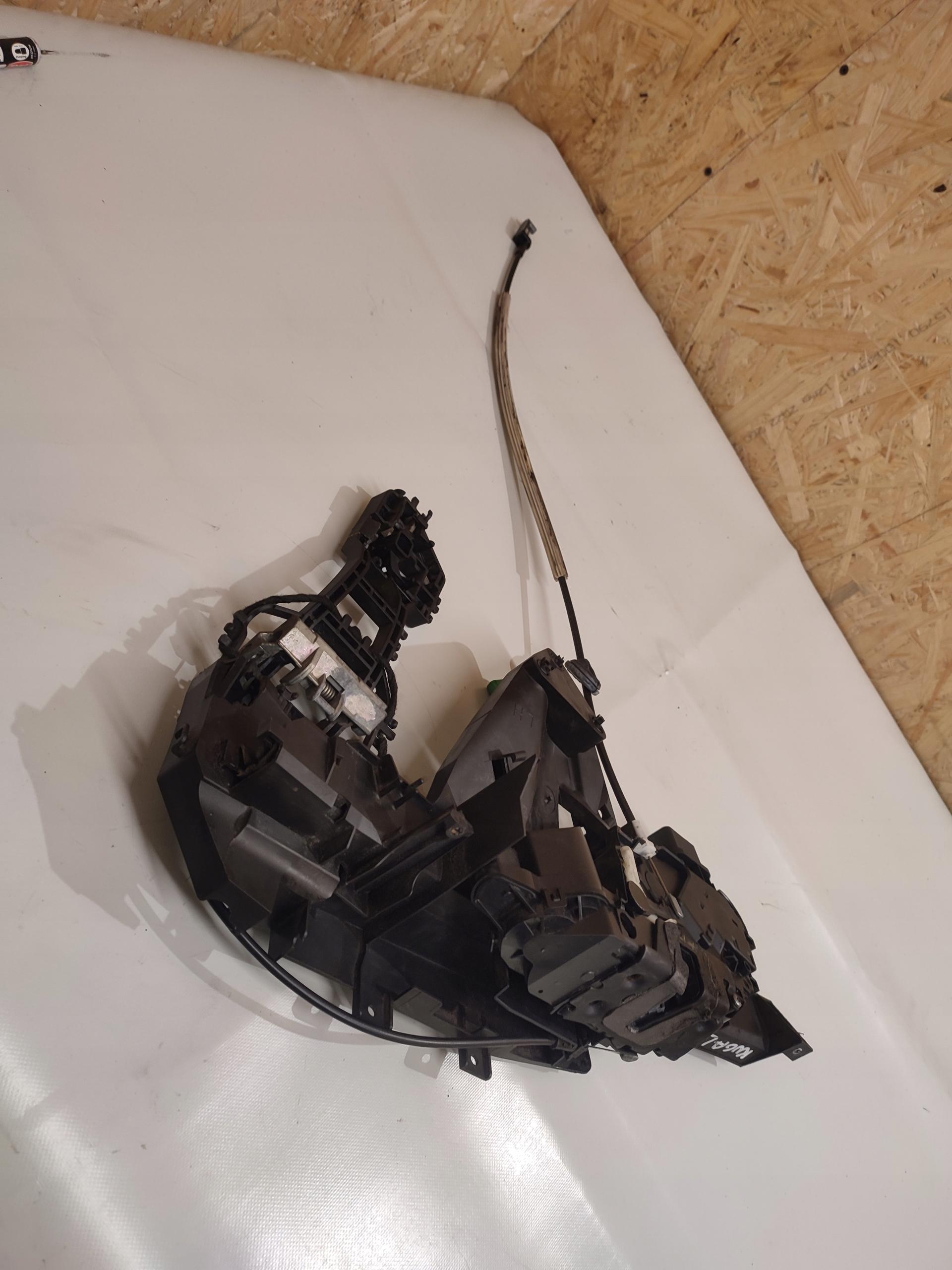 8V4A-S21813-FA - FORD KUGA MK1 ЗАМОК ДВЕРИ ЛЕВЫЙ ПЕРЕДНИЙ KEYLESS 10PIN