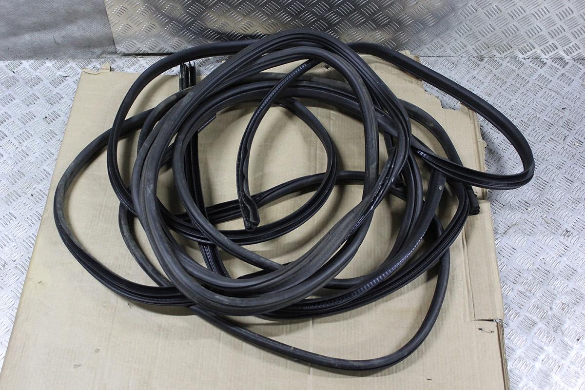 423tsagdg5531a5 - FORD KUGA MK2 2016 1.5 УЩІЛЬНЕННЯ ДВЕРЕЙ КУЗОВА