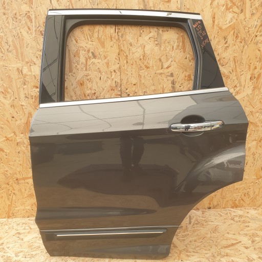 Зліва двері ford kuga mk2