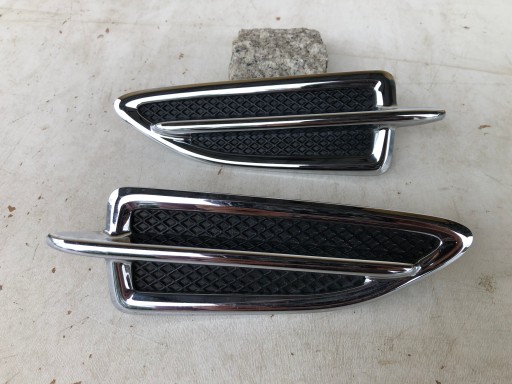 DJ54-16C216 - ЭМБЛЕМА КРЫЛА FORD KUGA MK2