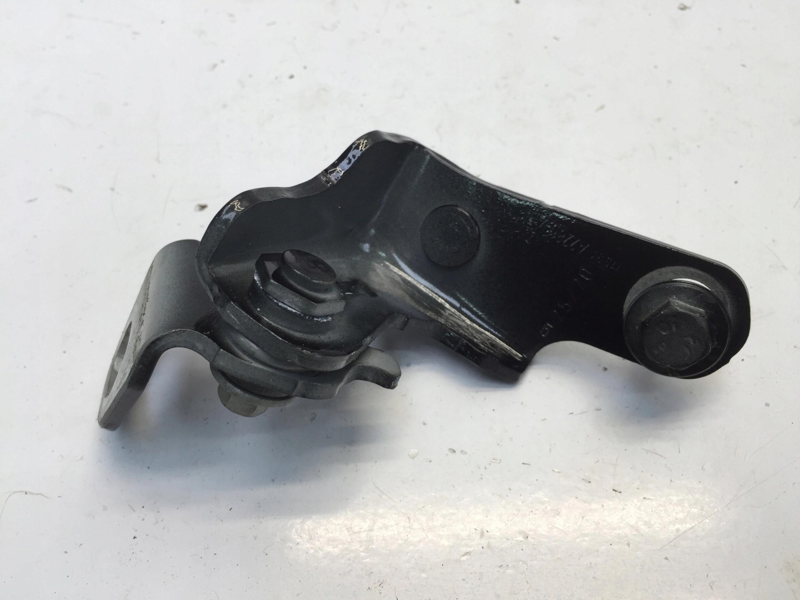 H1BB-A22811-AD - FORD KUGA MK3 2021 ДВЕРНА ПЕТЛЯ ПЕРЕДНЯ ЛІВА НИЖНЯ