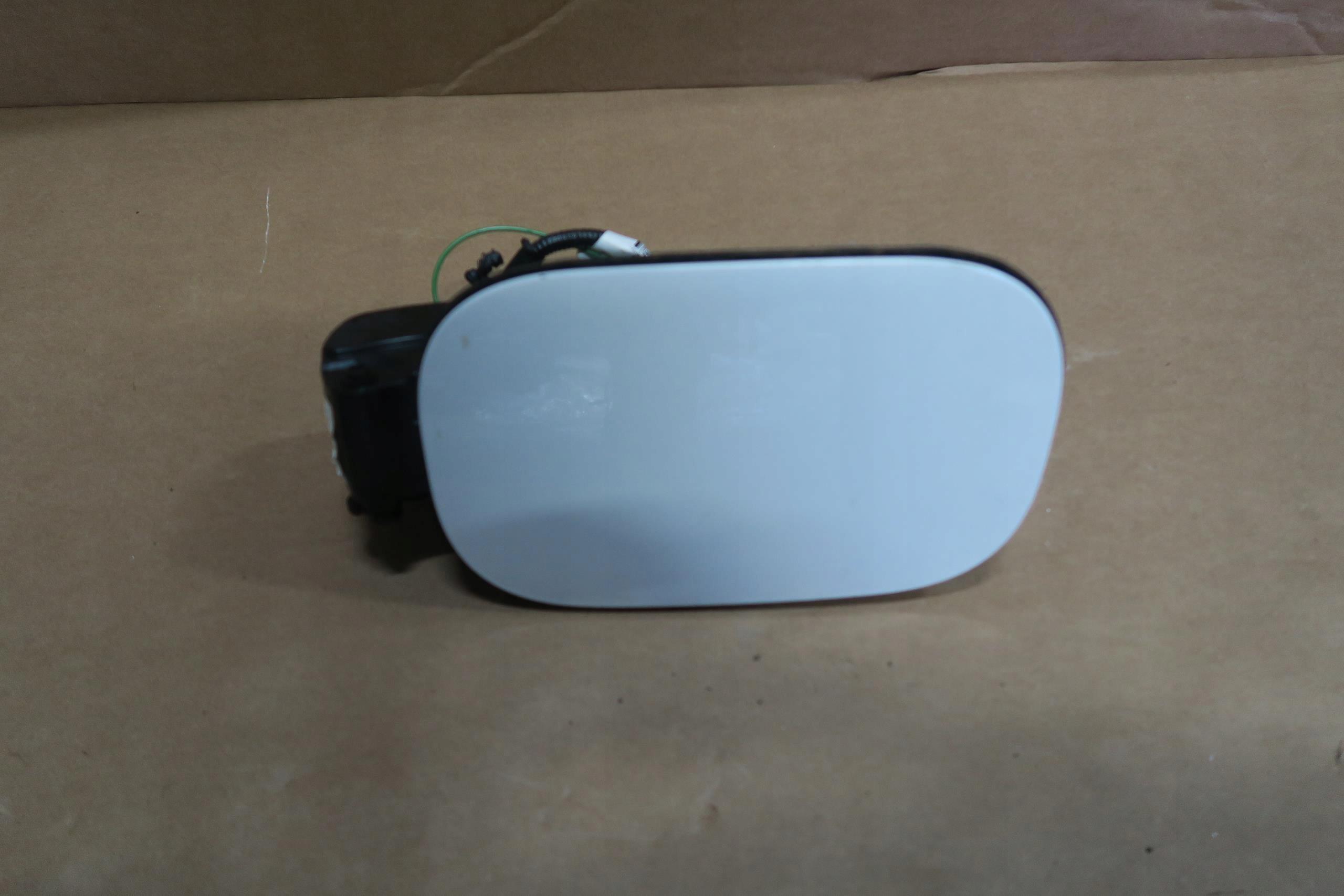 LV4B-S27936 - КРЫШКА ТОПЛИВНОГО БАКА FORD KUGA MK3 ESCAPE