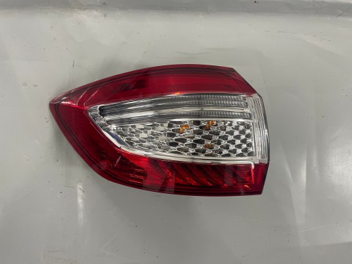 BS71-13405-B - Ford Mondeo MK4 IV підйомна станція Вагон Задня лампа Задня лампа зліва в Fender