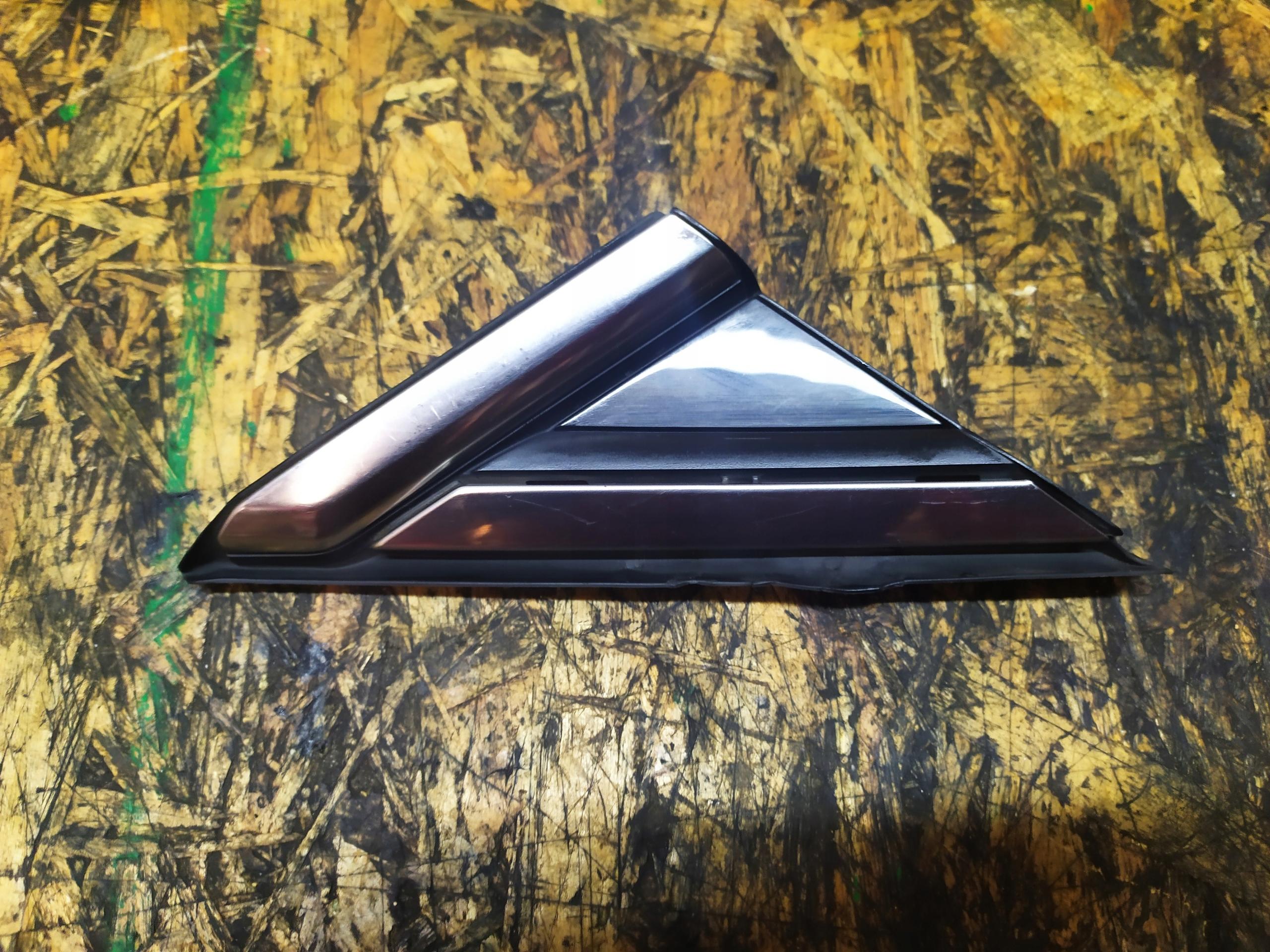 FORD MONDEO MK5 ПРАВИЙ ТРИКУТНИК ДЗЕРКАЛА