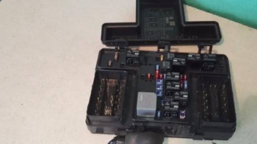 FG9T-14A067-EB - Блок запобіжників ford mondeo mk5 fg9t14a067e