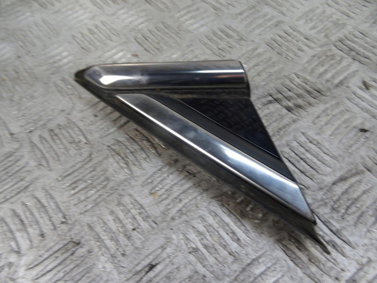 DS73-F16004 - FORD MONDEO MK5 КРИЛО ТРИКУТНИК ПРАВИЙ