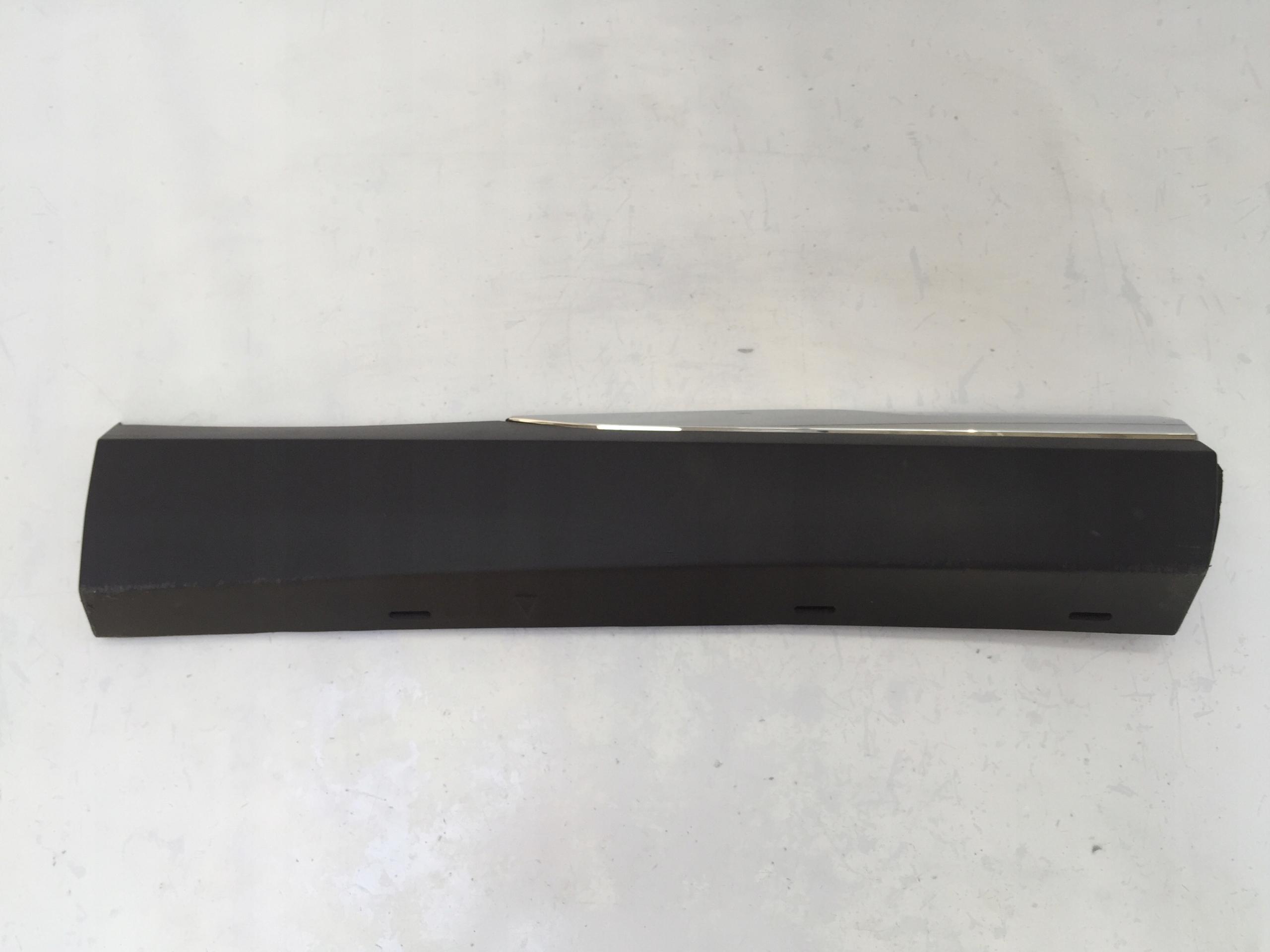 L1TB-S24902-A - FORD PUMA II MK2 ST 2020 МОЛДИНГ ДВЕРІ ЗАДНІЙ ПРАВИЙ