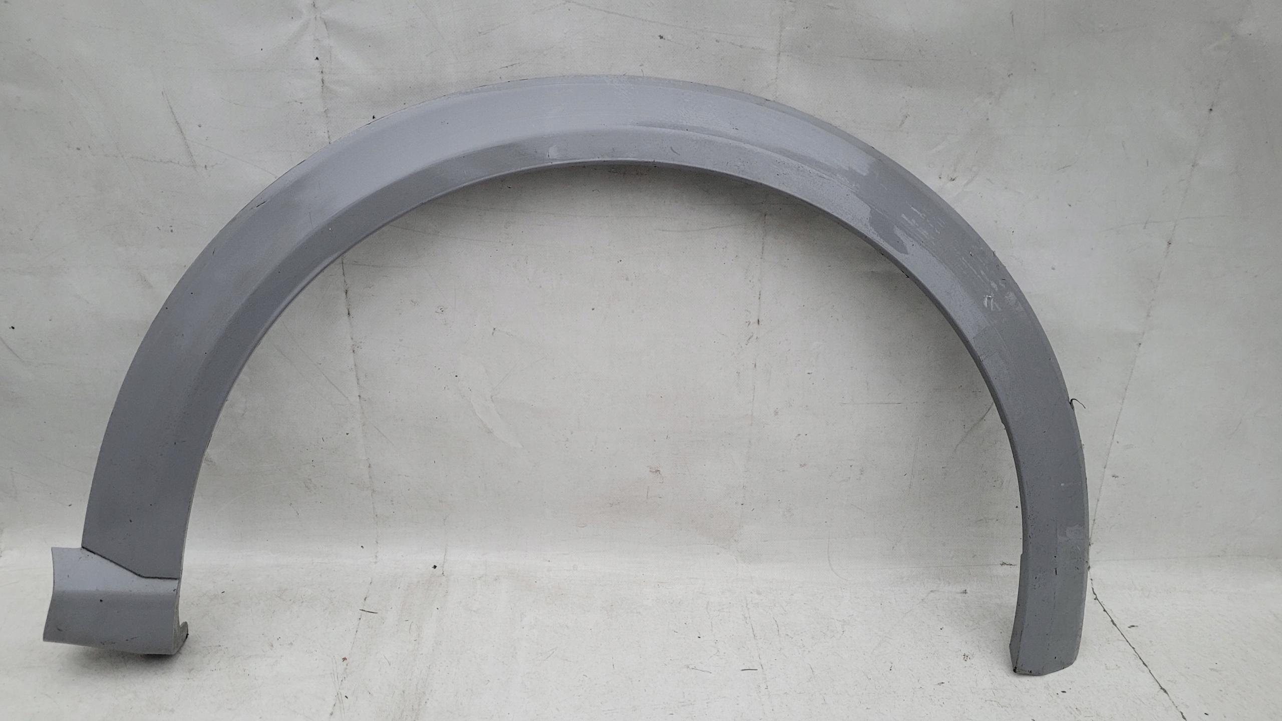 FORD PUMA НАКЛАДКА НА КРИЛО ПРАВА ПЕРЕДНЯ