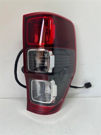 JB3J-13404 - Ford ranger v lift 18-22р. права задня фара орг.євро.