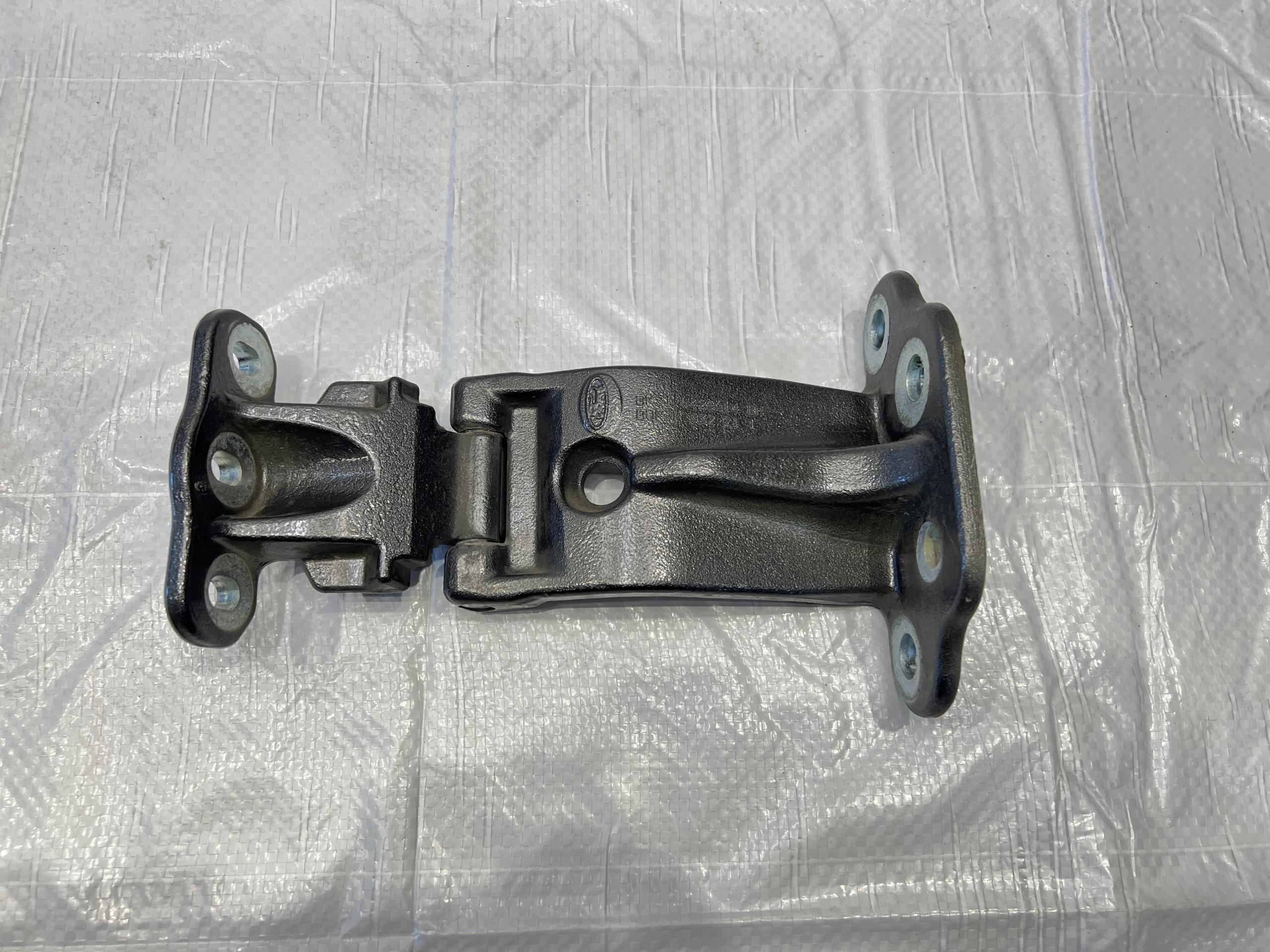 FORD TRANSIT CUSTOM ДВЕРНА ПЕТЛЯ ЗАДНЯ ЛІВА НИЖНЯ