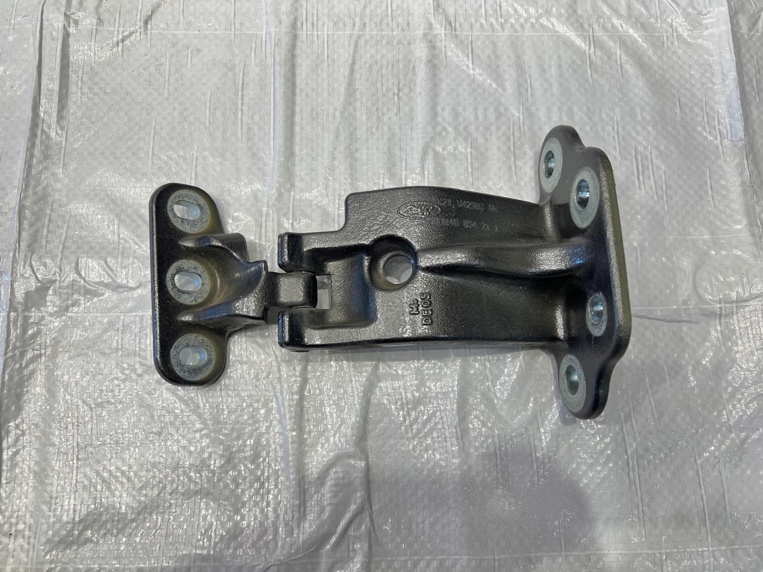 FORD TRANSIT CUSTOM ДВЕРНА ПЕТЛЯ ЗАДНЯ ЛІВА ВЕРХНЯ