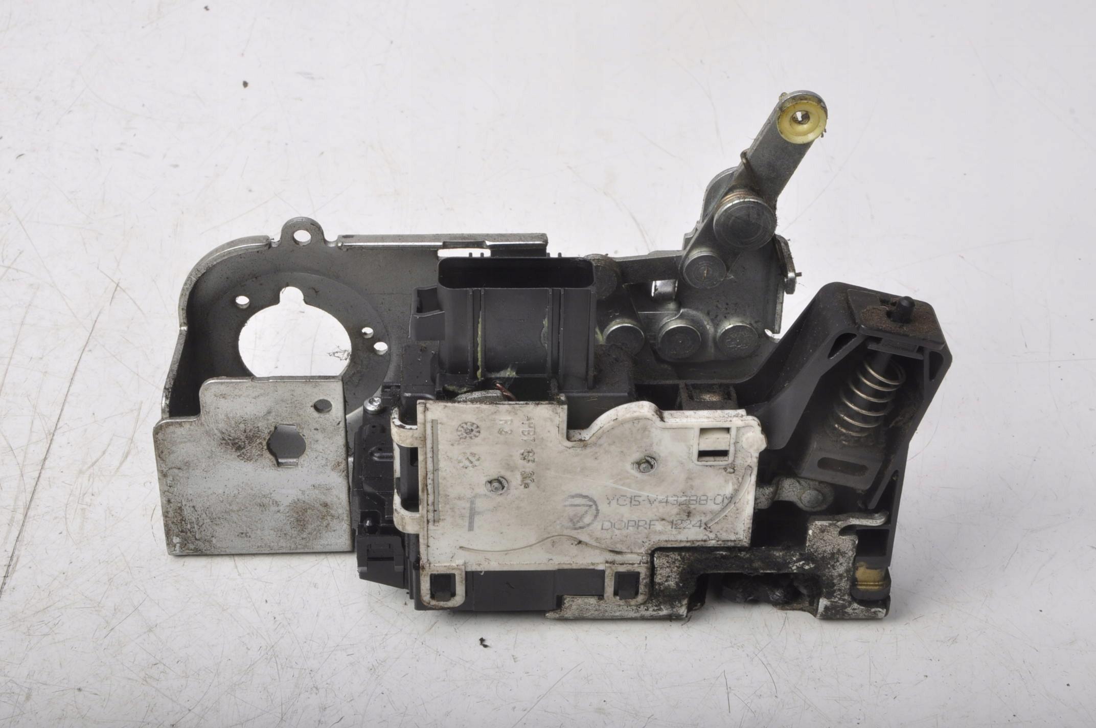 YC15-V43288 - FORD TRANSIT VII MK7 ЗАМОК ЗАДНЕЙ ДВЕРИ ЗАДНИЙ