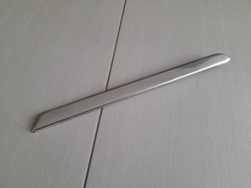 FORD Taunus 12м р6 накладка на правое заднее крыло