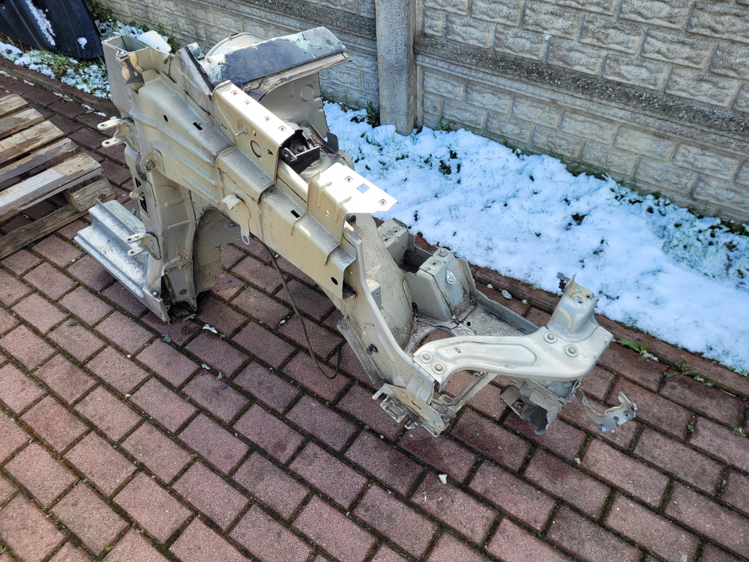 Фартух чверть права партнер Berlingo II III 08-