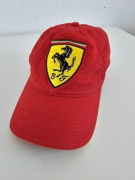 Оригинальная бейсболка Ferrari.