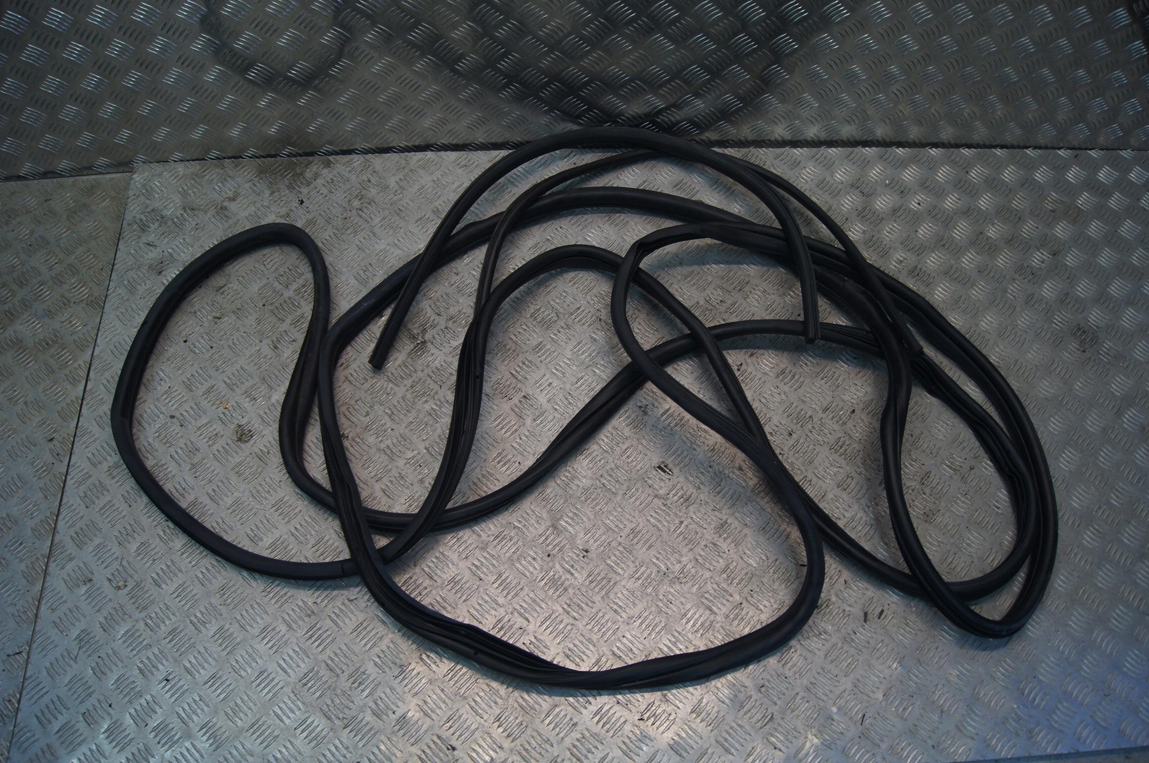 Fiat Ducato 2015 прокладка уплотнения двери L + P