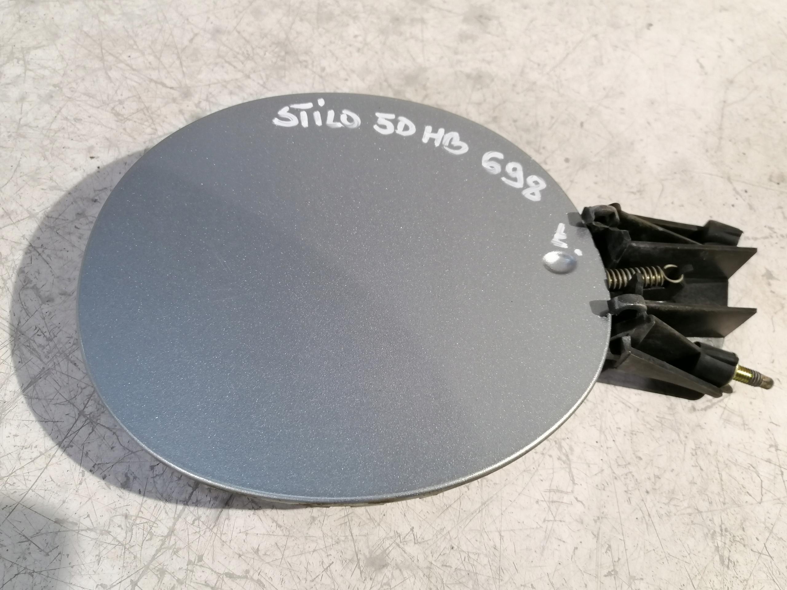 Fiat Stilo HB 5D крышка топливного бака 698