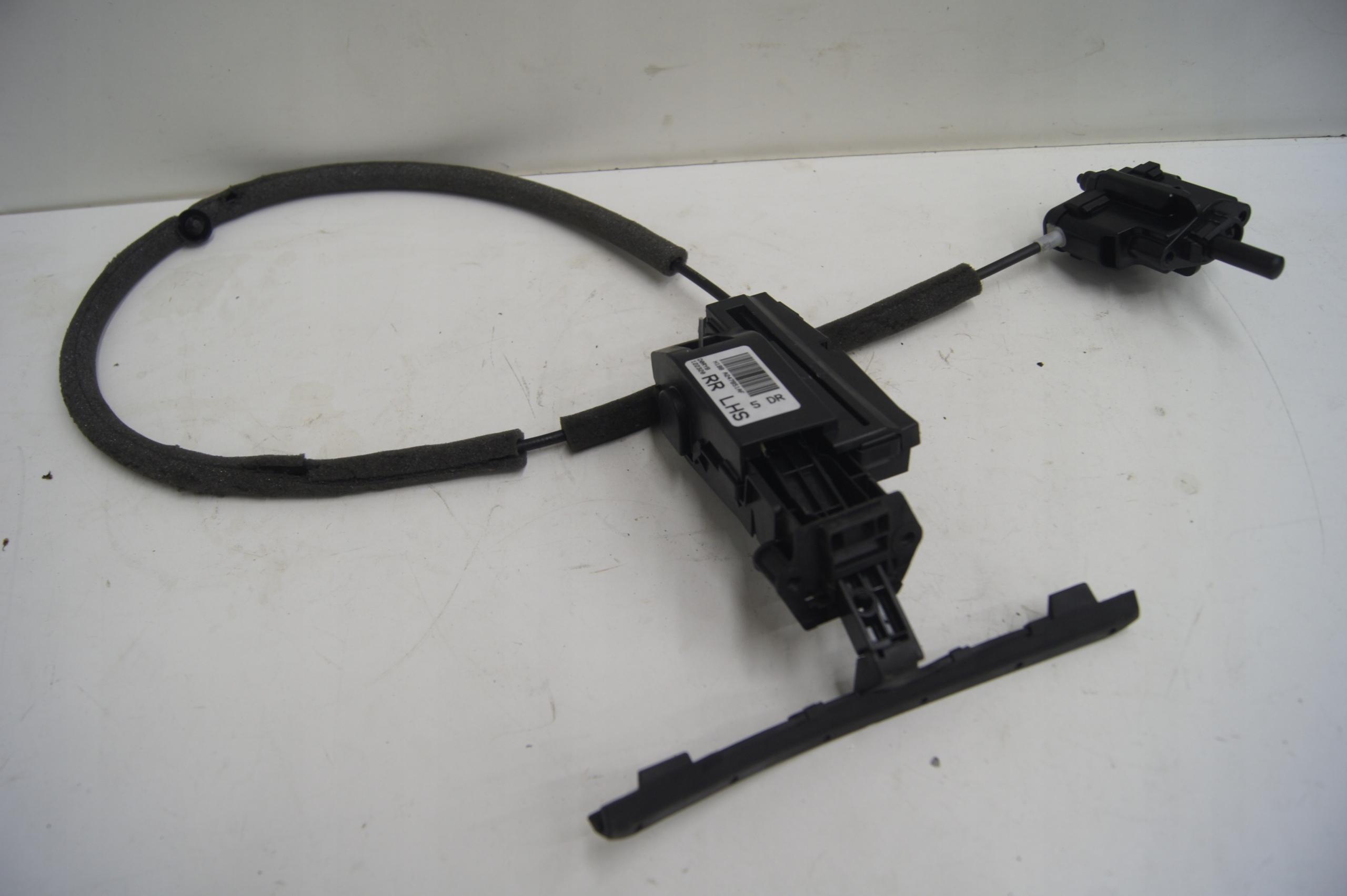 H1BBA247B51AF - Fiesta MK8 защита крышка двери левая задняя