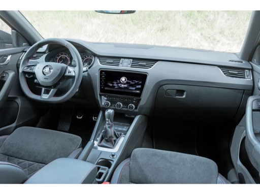 Защитная пленка салона PPF - Skoda Octavia 2017 г.