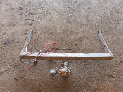 Ford C-max mk2 задній буксирувальний гак