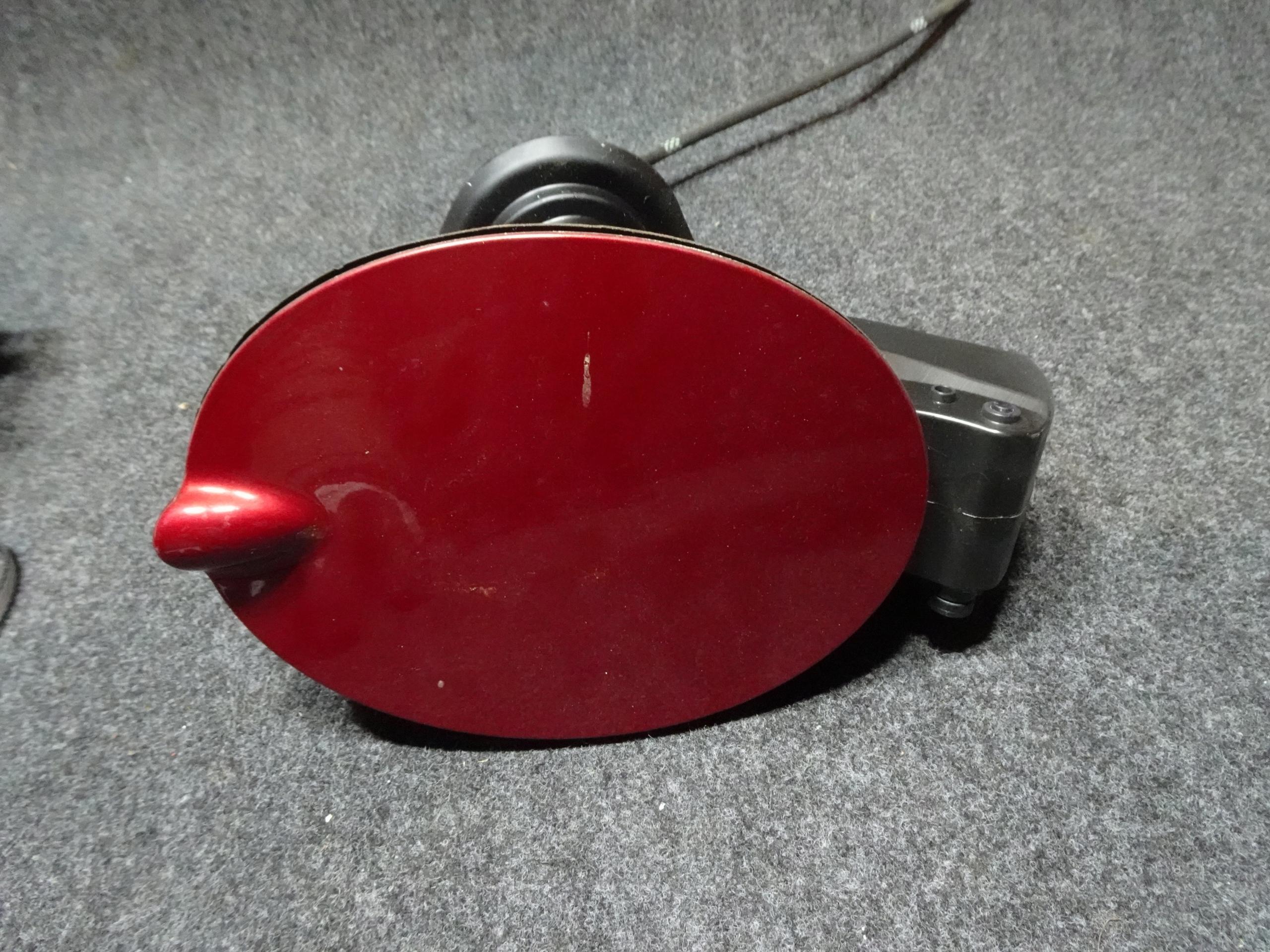 Ford Fiesta MK8 5D топливный клапан