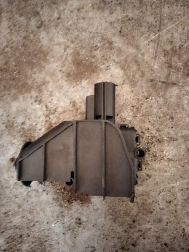 Ford Mondeo Mk4 lift паливного бака двигуна фліп