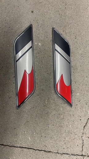 86330J5100 - Ford Mustang 2018+ 18+ емблема значок підкрилок ROUSH