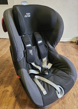 Автокресло Britax Römer King II 9–18 кг или 9 м — 4 года.