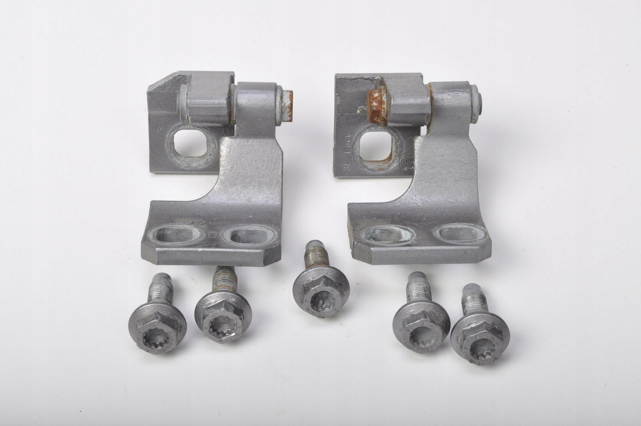 GHIBLI III ДВЕРНІ ПЕТЛІ ЛІВИЙ ПЕРЕДНІЙ КОМПЛЕКТ