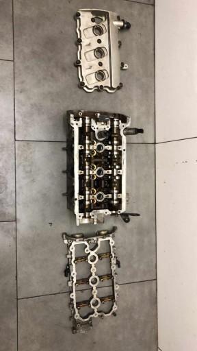 КРЫШКА РОЛИКА ГОЛОВКИ ПРАВА A6 C6 3.2 06E103374B