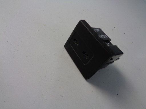 A2478207702 - Роз'єми USB MERCEDES GLA H247 2019-