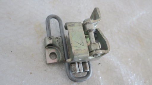 GOLF V 5 VI 6 04-12 ДВЕРНА ПЕТЛЯ ПЕРЕДНЯ ЛІВА НИЖНЯ 1K0831411Q НОВА