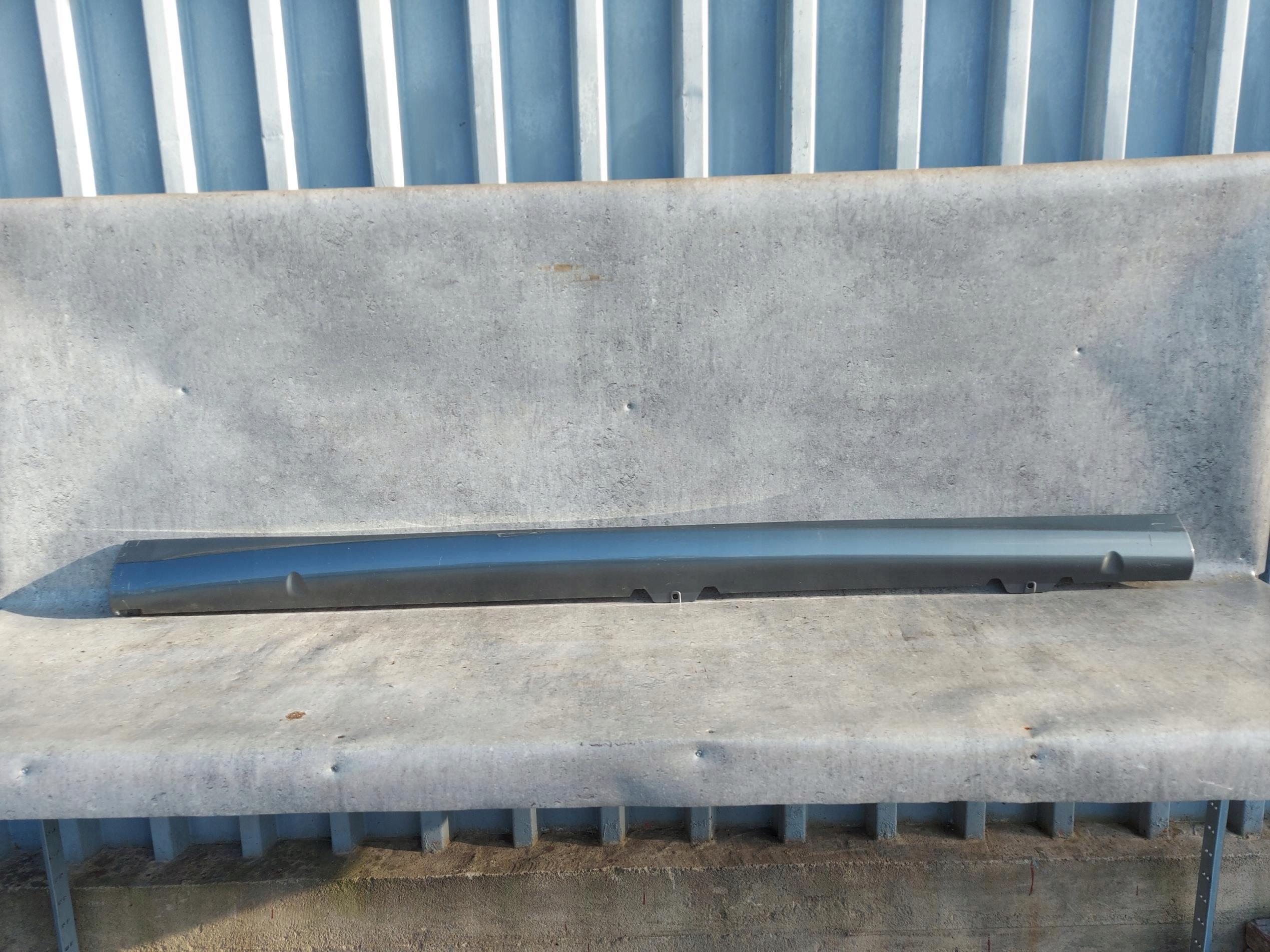 5K0853856E - GOLF VI 5K0 R LINE НАКЛАДКА ПОРОГА ПРАВАЯ