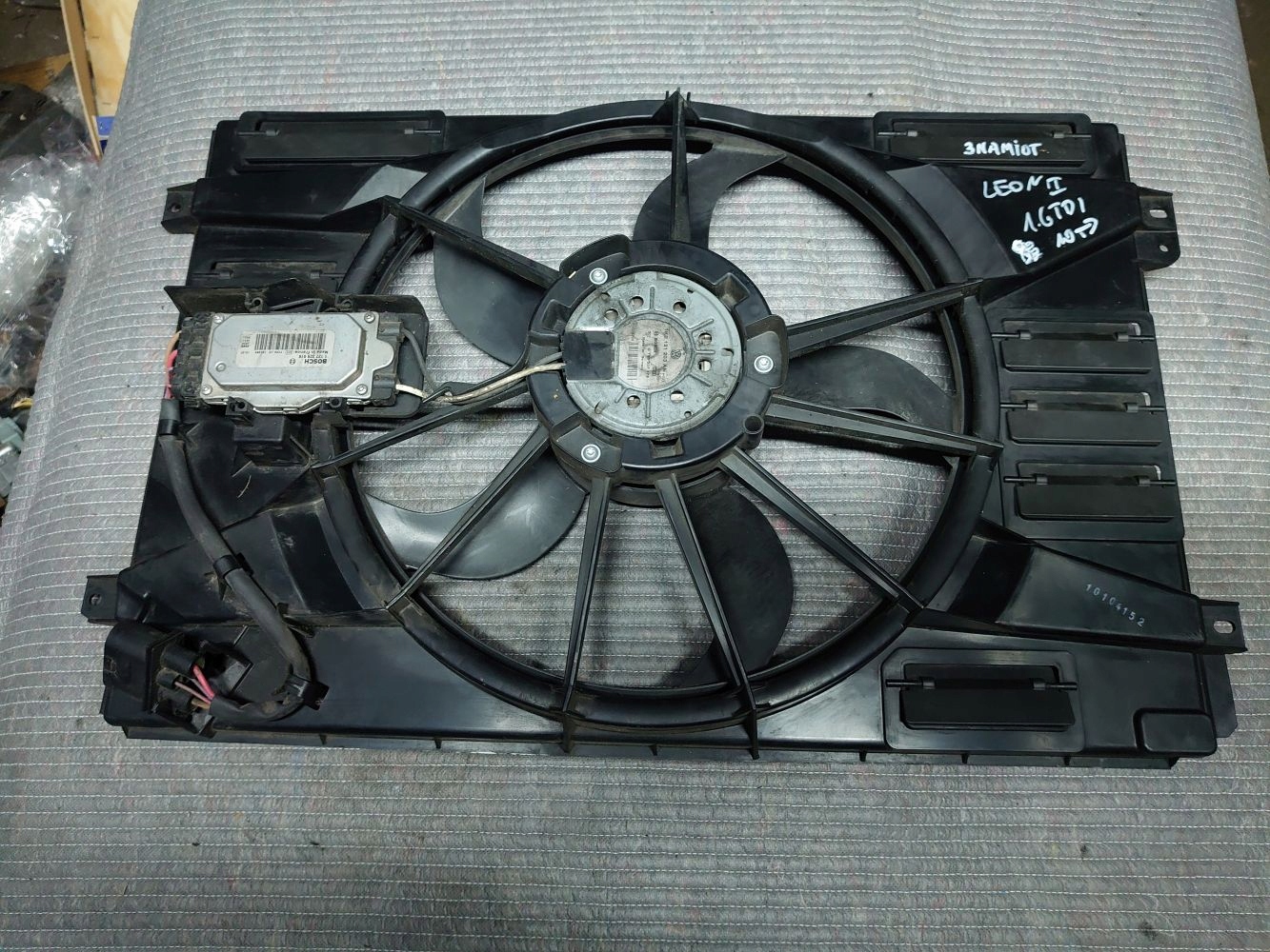 1K0121203AN - GOLF VI ВЕНТИЛЯТОР РАДІАТОРА LEON II 1.6 TDI