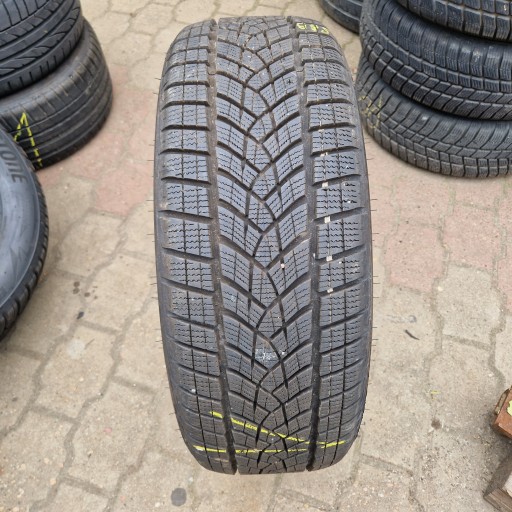 GOODYEAR ULTRAGRIP 215/55R18 95T 8,5 мм 22r 1X