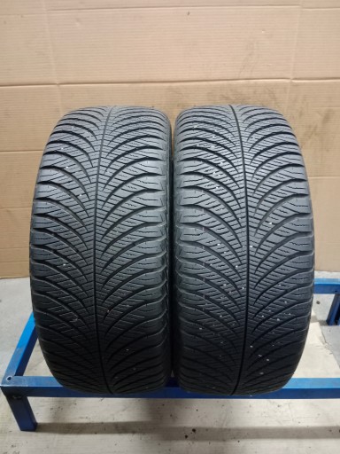 GOODYEAR VECTOR 4 SEASONS GEN-2 235/55 17