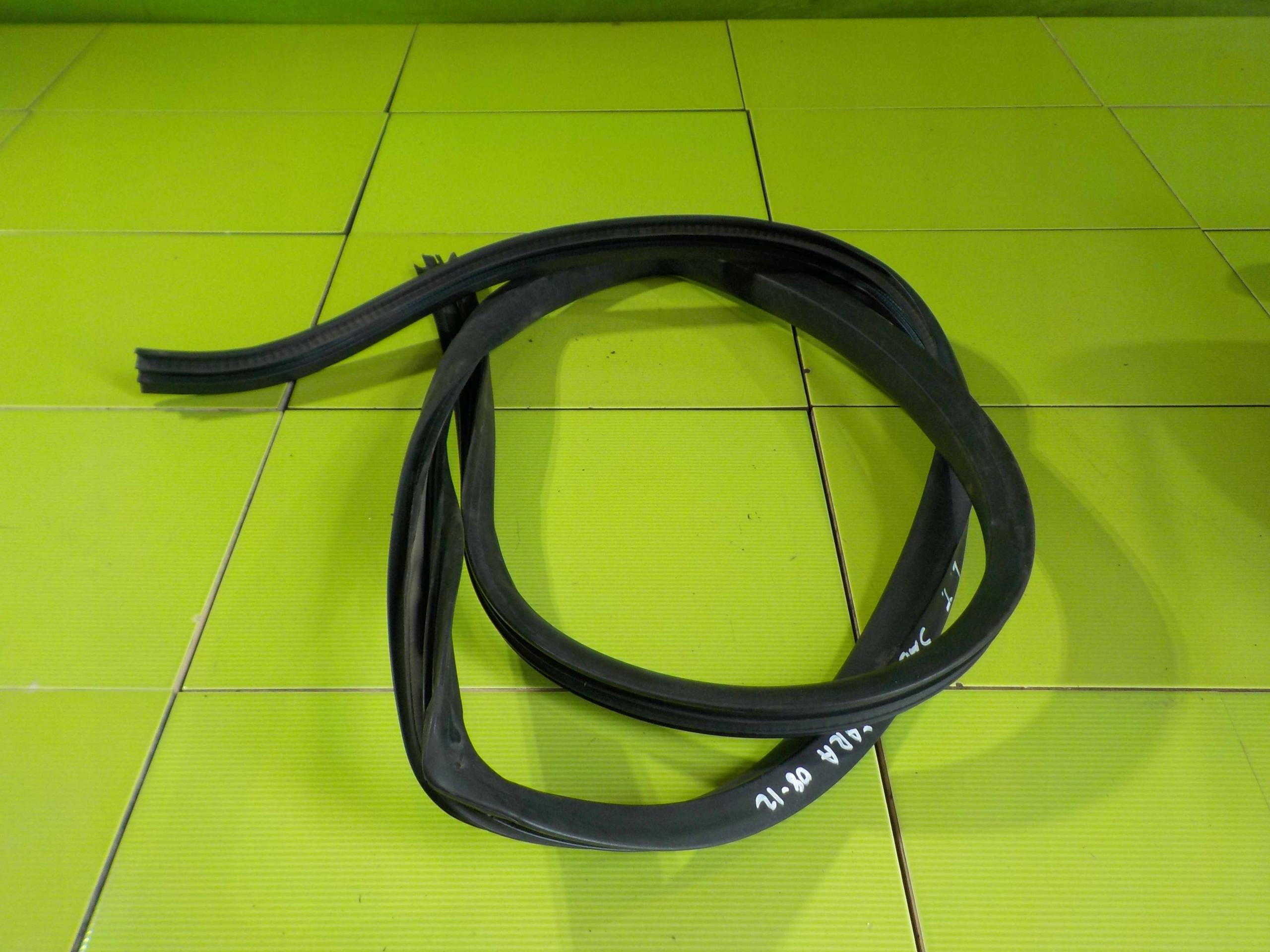 GRAND VITARA II LIFT 12R ущільнювач двері лівий задній