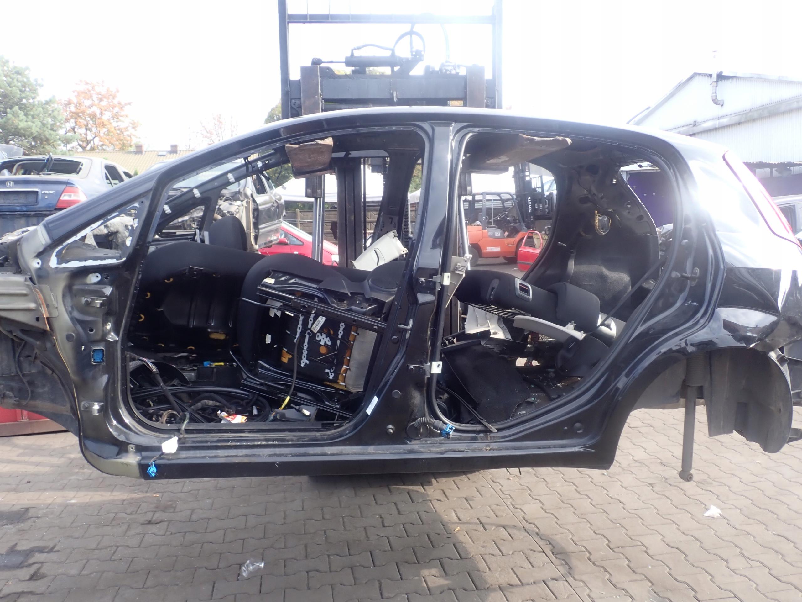 GRANDE PUNTO 5D ПОРОГ ЛЕВЫЙ ЦЕНТРАЛЬНЫЙ ПОСТ 891 / B