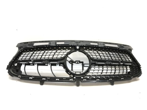 A2478884001 - Решетка радиатора DIAMOND ОРИГИНАЛ MERCEDES GLA W247 AMG A2478883901
