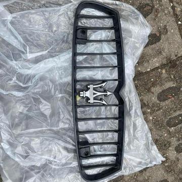 Решетка радиатора MASERATI GHIBLI III 2013-17 + ЭМБЛЕМА