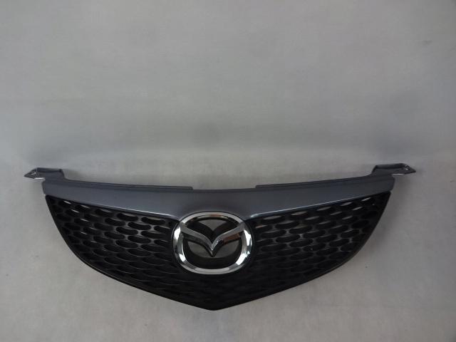 ГРИЛЬ MAZDA 3