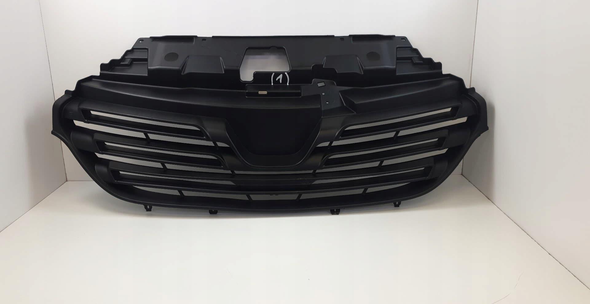 ПЕРЕДНЯЯ РЕШЕТКА RENAULT TRAFIC III