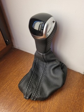 Ручка переключения передач AUDI Q2 SQ2 LIFT 81B713139D