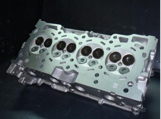 NISSAN 2.0 XTRAIL MR20 T31 головка в комплекті Готова