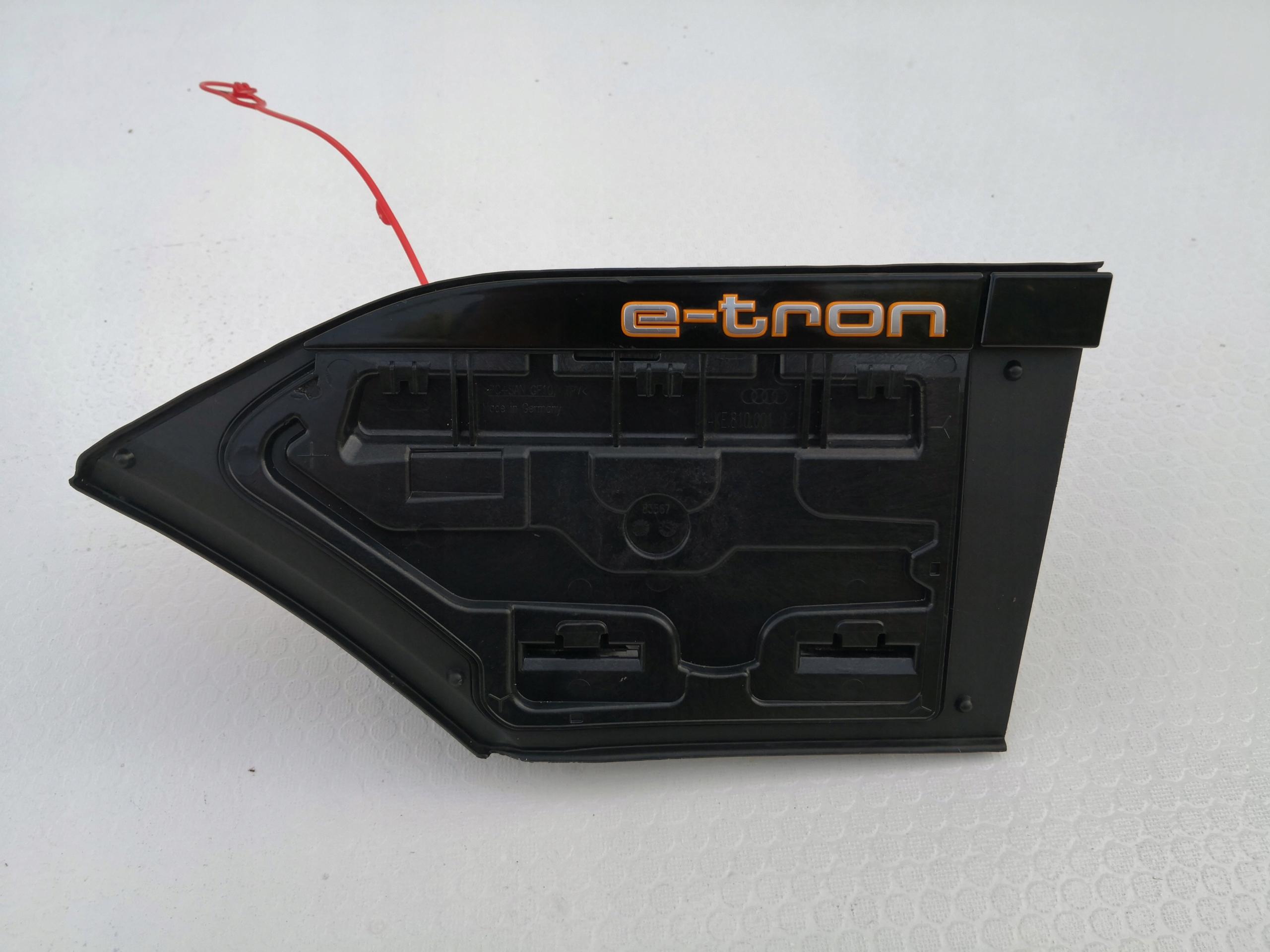 4KE810001 - Разъем для зарядки Audi E-Tron 4ke 18-левый