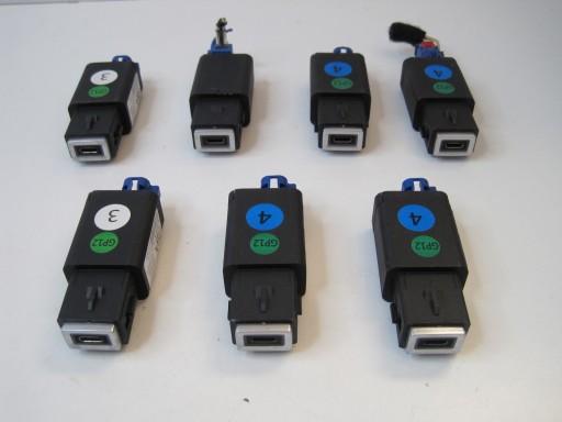 Розетка USB-порт Citroen C4 III 98328996DX 9835062880