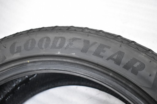 Goodyear Ultra Grip 8 Performance 245/45R19 102V XL усиление